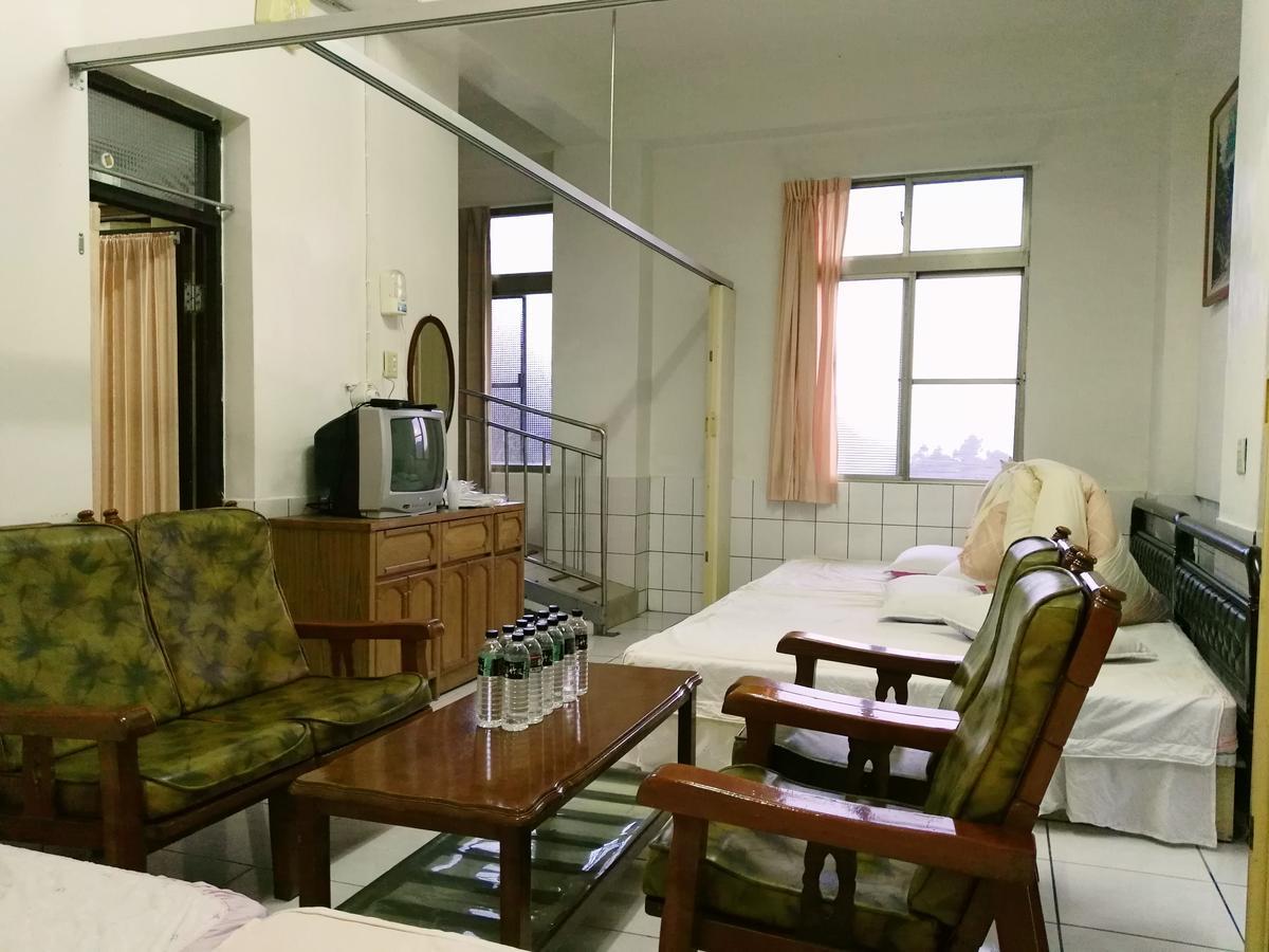 Qun Feng Hotel Фэньчиху Экстерьер фото