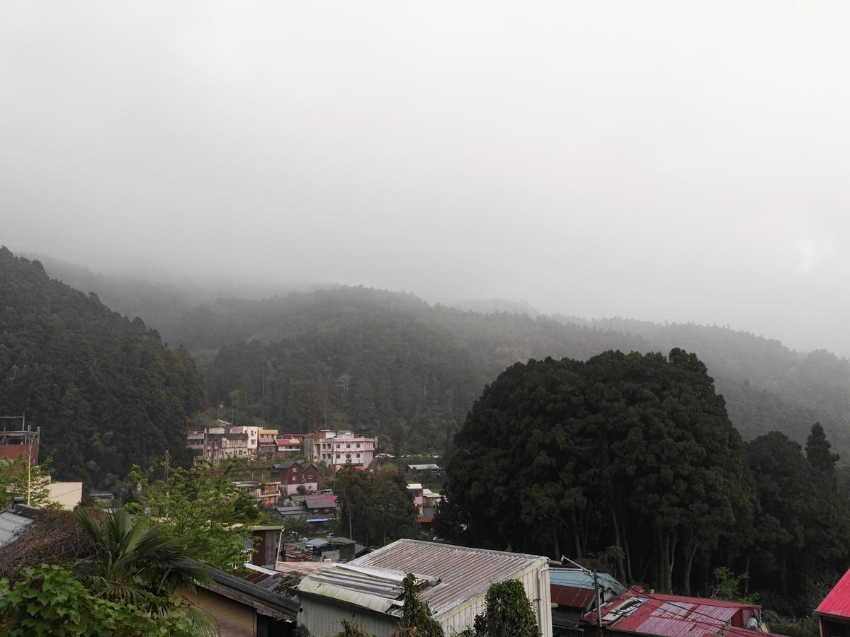 Qun Feng Hotel Фэньчиху Экстерьер фото