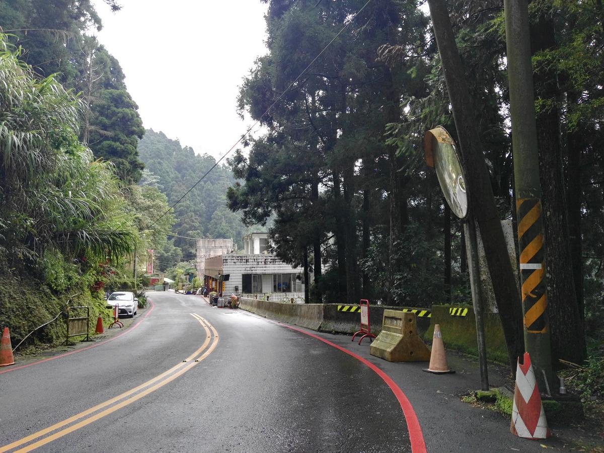 Qun Feng Hotel Фэньчиху Экстерьер фото