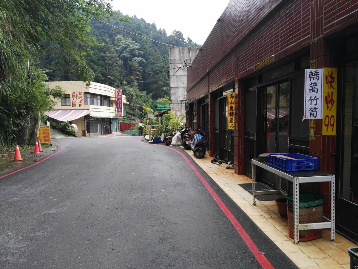 Qun Feng Hotel Фэньчиху Экстерьер фото